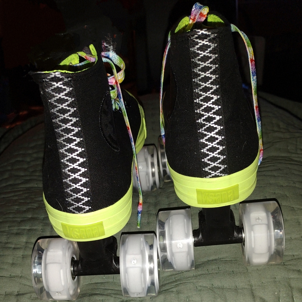 NEW Converse STYLE, NOT BRAND, Black &  Green High-Top Sneaker Roller Skates. - Picture 2 of 4